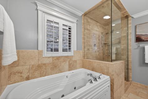 924 West Roscoe Street Chicago IL 60657