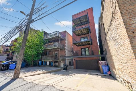 924 West Roscoe Street Chicago IL 60657