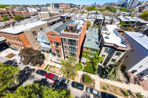 924 West Roscoe Street Chicago IL 60657