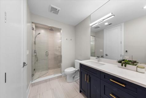 2745 West Lawrence Avenue Chicago IL 60625