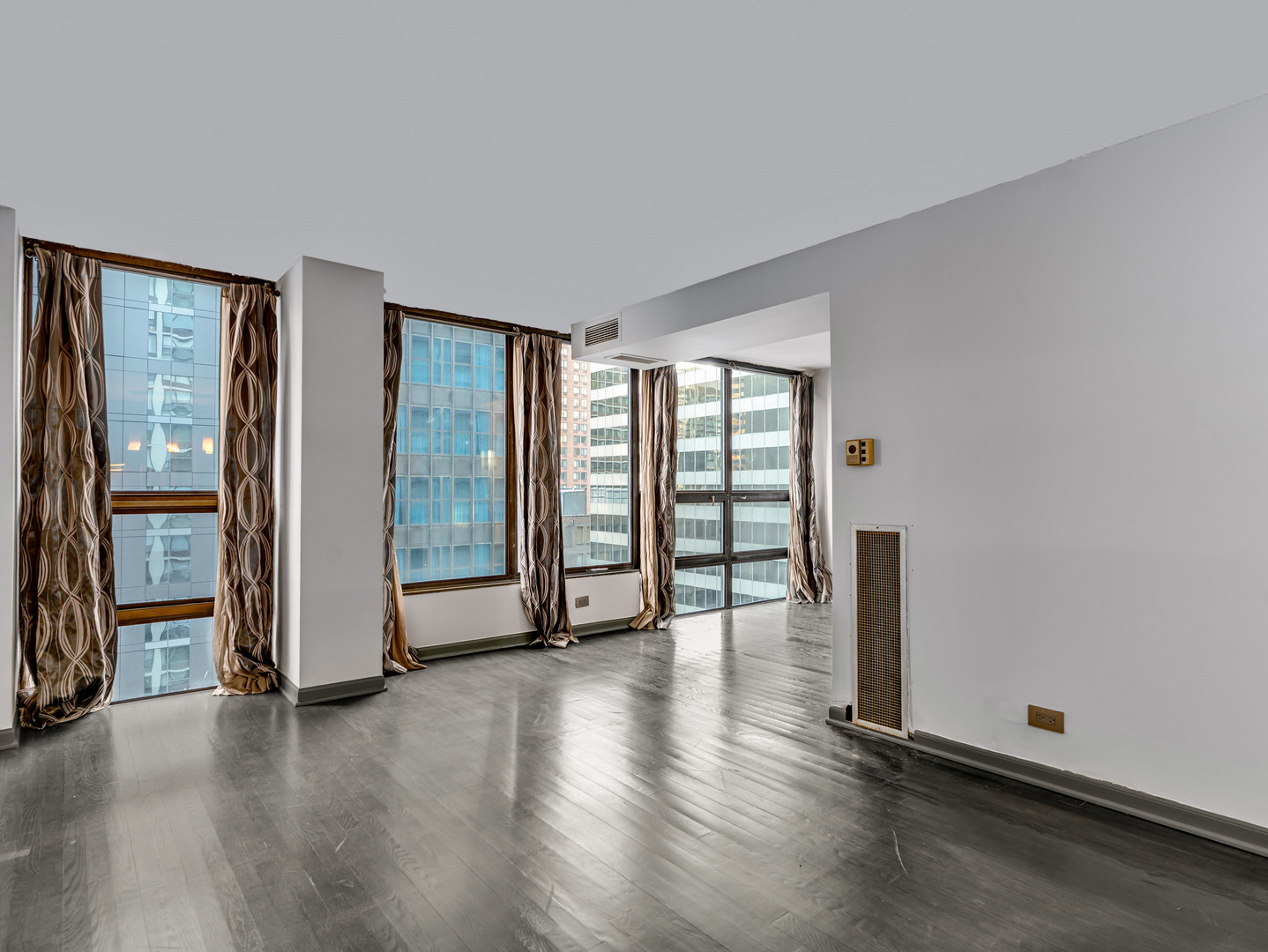 230 East Ontario Street Chicago IL 60611