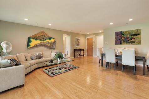 412 Kelburn Road Deerfield IL 60015