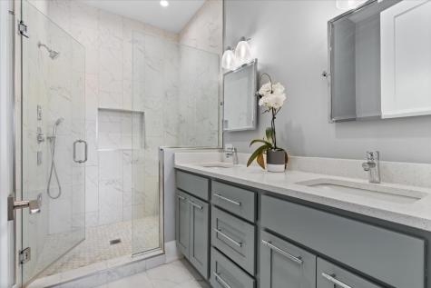 2438 North Western Avenue Chicago IL 60647