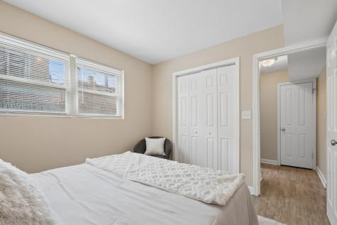 1711 West Estes Avenue Chicago IL 60626