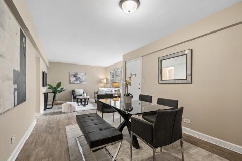 1711 West Estes Avenue Chicago IL 60626