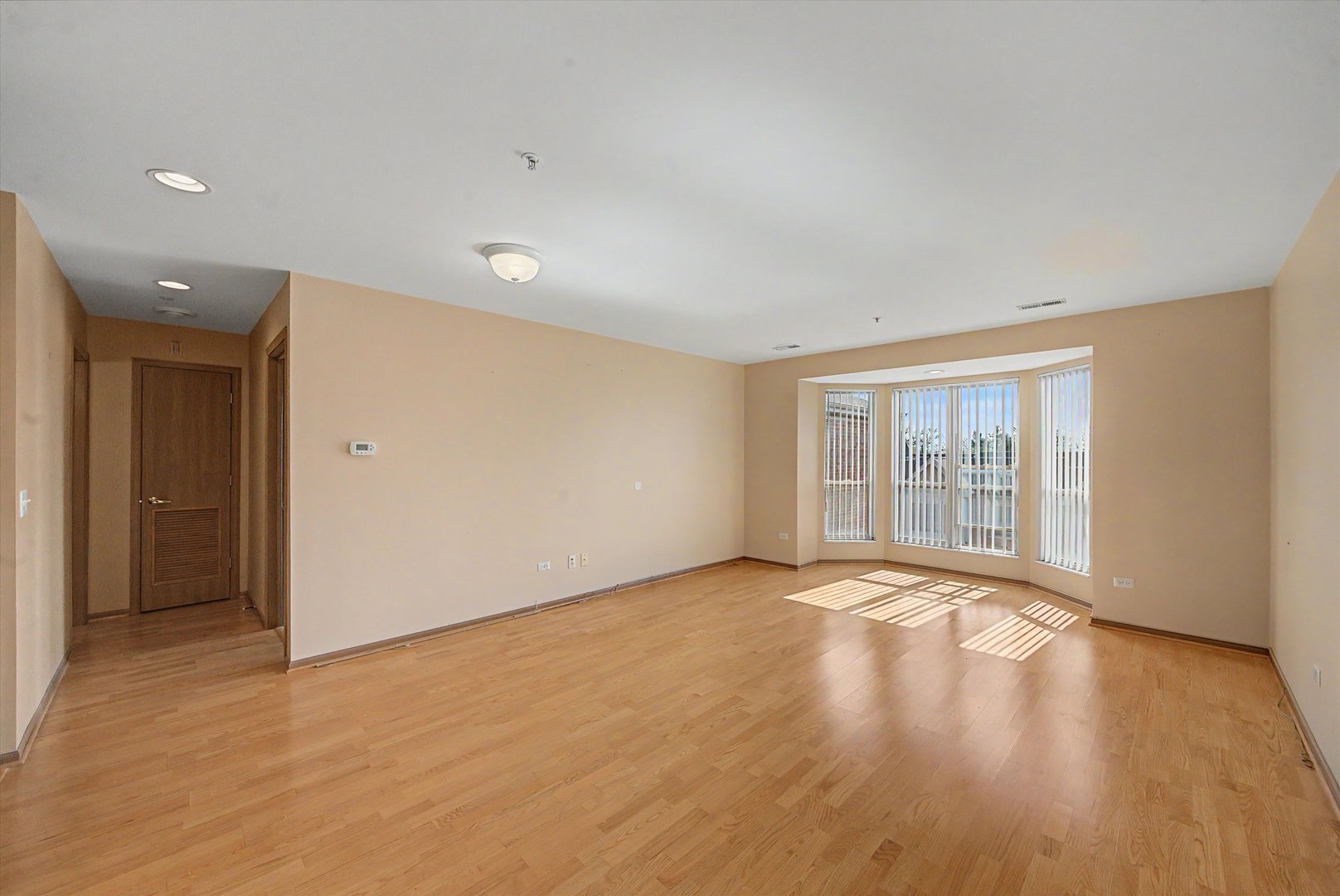 57 East Hattendorf Avenue Roselle IL 60172