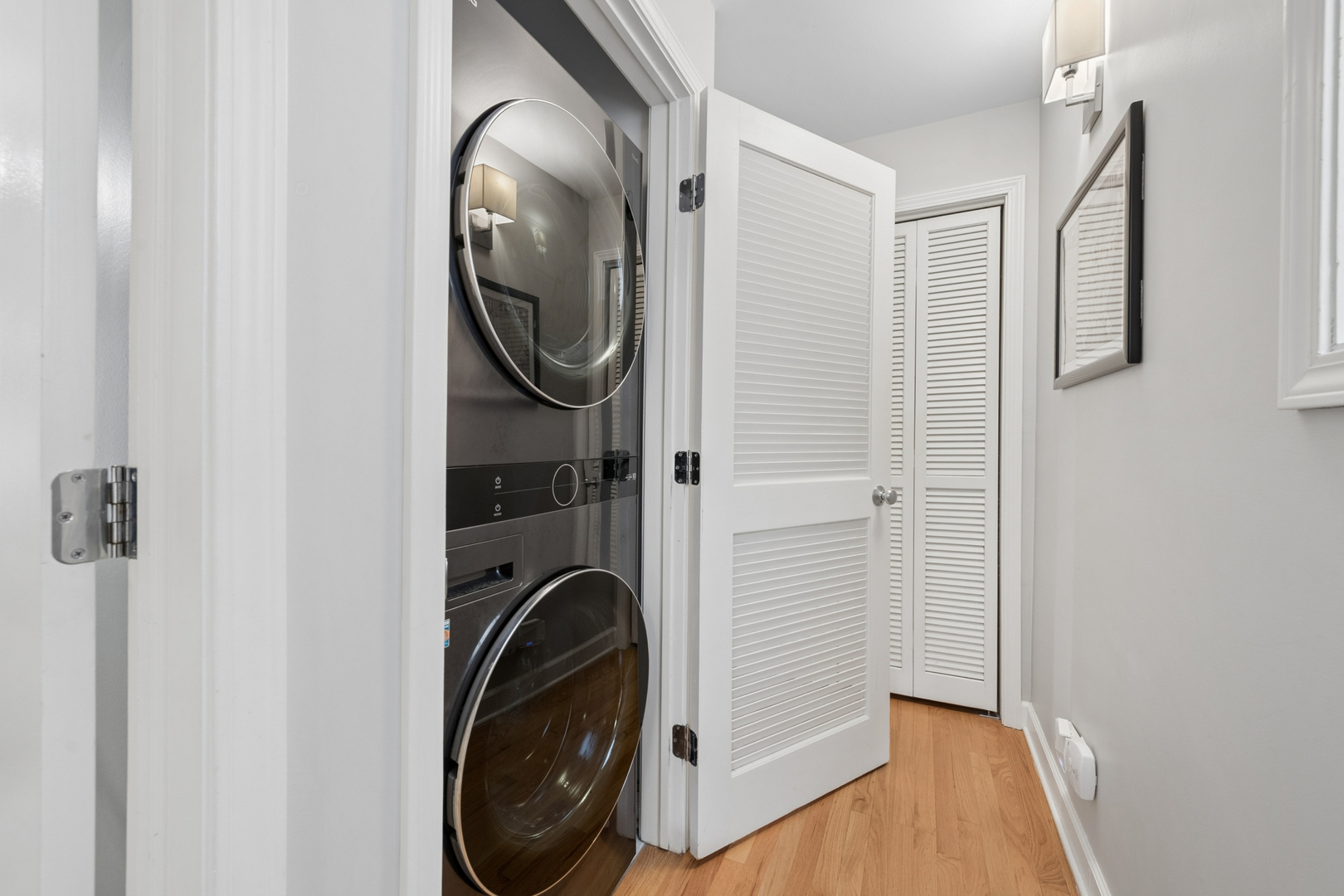 3336 North Damen Avenue Chicago IL 60618