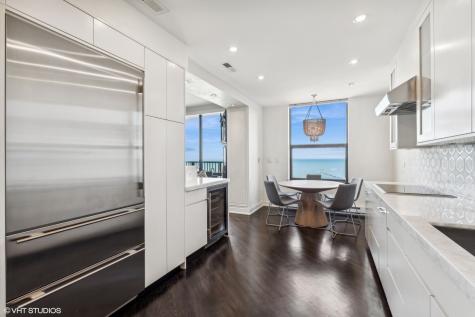 1040 North Lake Shore Drive Chicago IL 60611