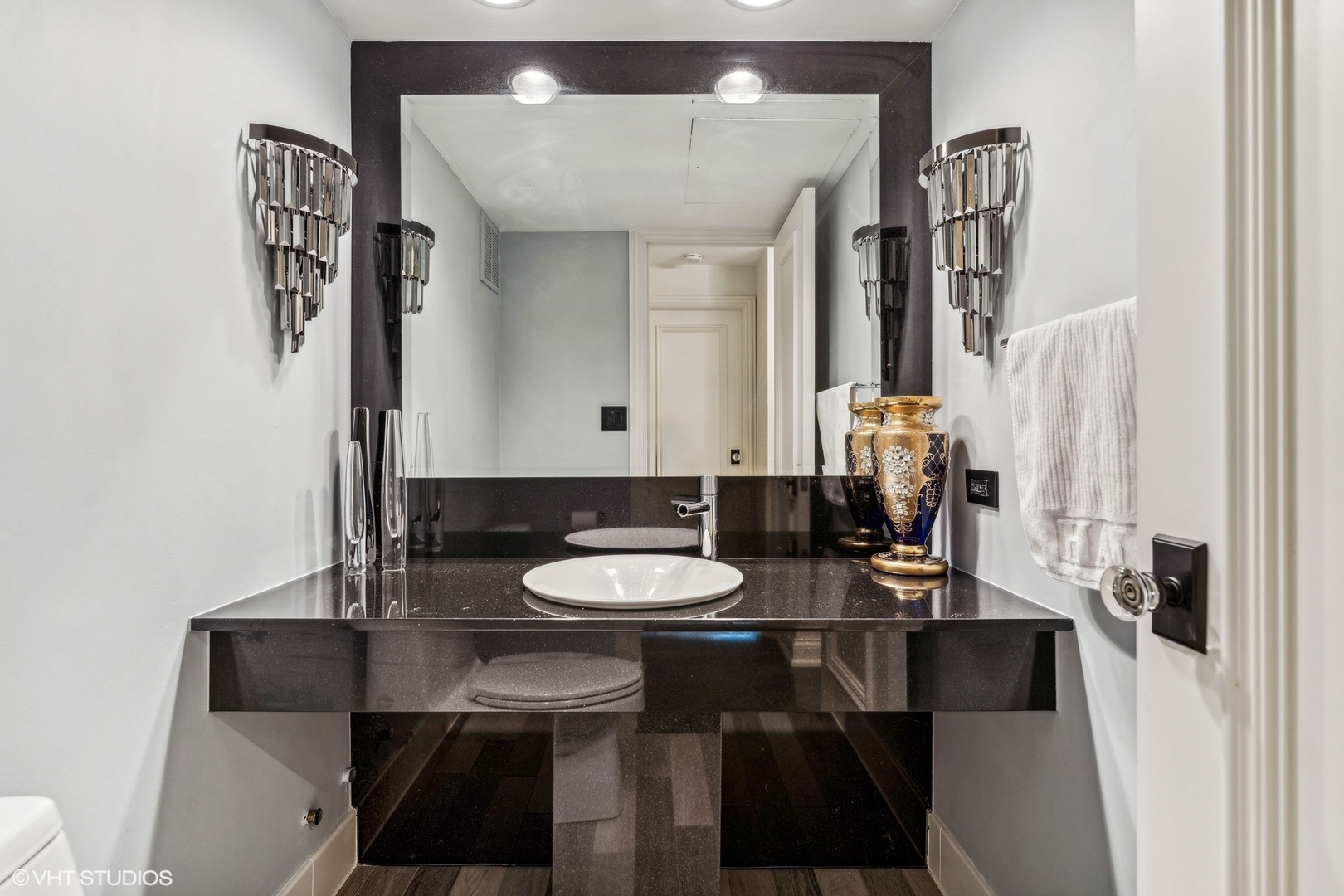 1040 North Lake Shore Drive Chicago IL 60611