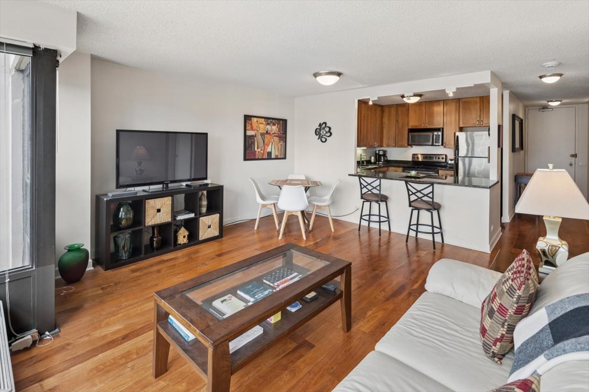 30 East Huron Street Chicago IL 60611