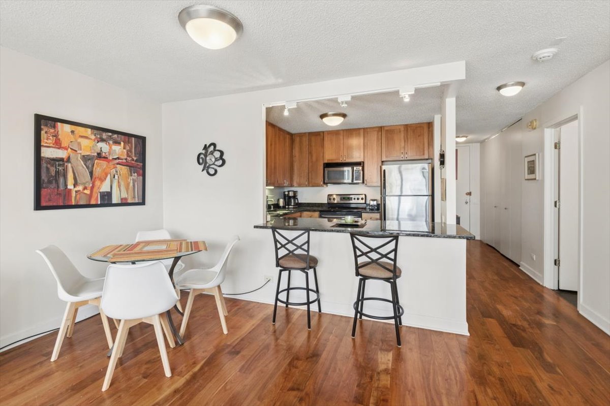 30 East Huron Street Chicago IL 60611