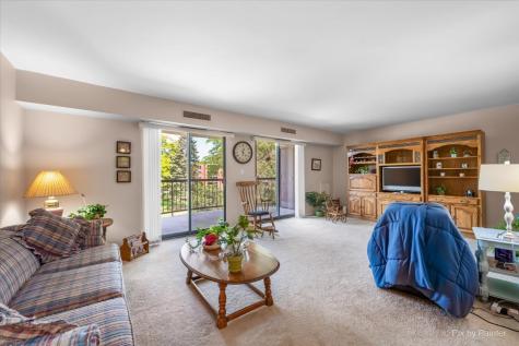 1605 East Central Road Arlington Heights IL 60005