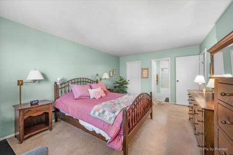 1605 East Central Road Arlington Heights IL 60005
