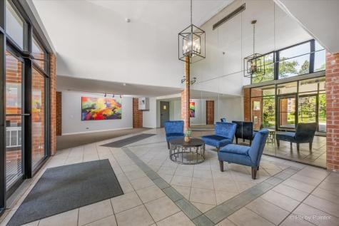 1605 East Central Road Arlington Heights IL 60005