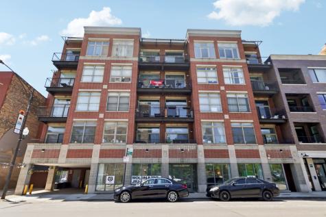 3260 North Clark Street Chicago IL 60657