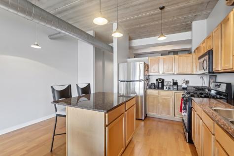 3260 North Clark Street Chicago IL 60657