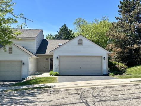 1807 Magnolia Court Mchenry IL 60051