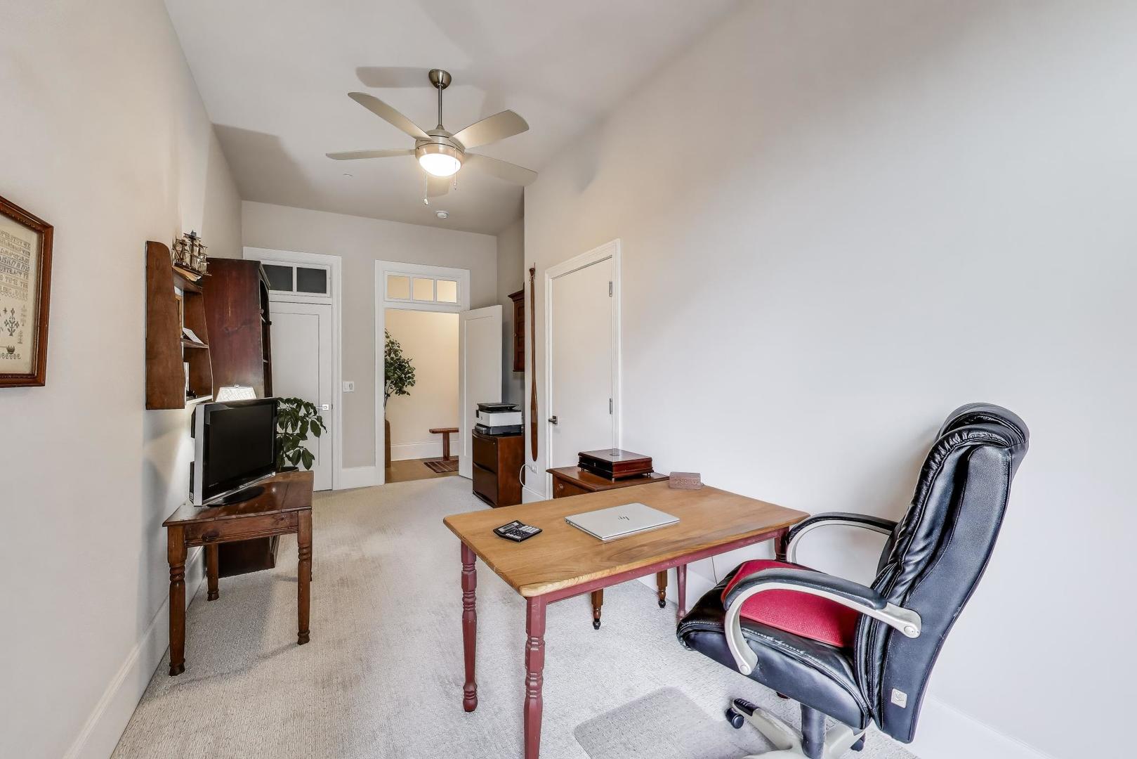 105 South Cottage Hill Avenue Elmhurst IL 60126