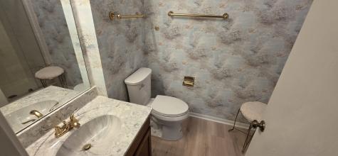 171 Grove Avenue Des Plaines IL 60016