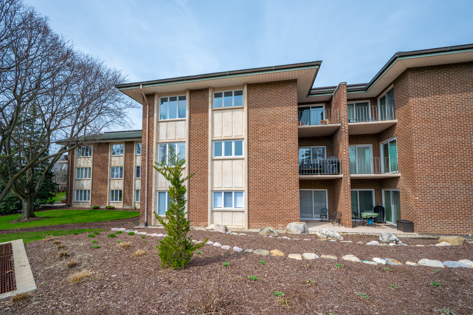 4 Oak Brook Club Drive Oak Brook IL 60523