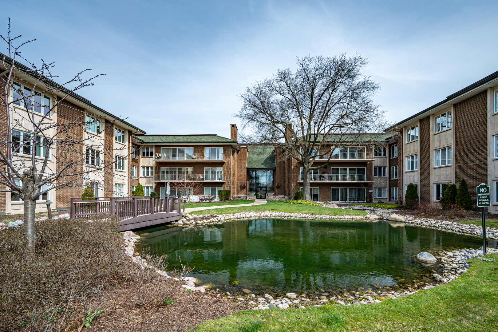 4 Oak Brook Club Drive Oak Brook IL 60523