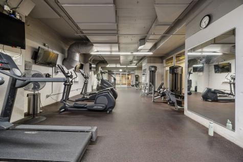 565 West Quincy Street Chicago IL 60661