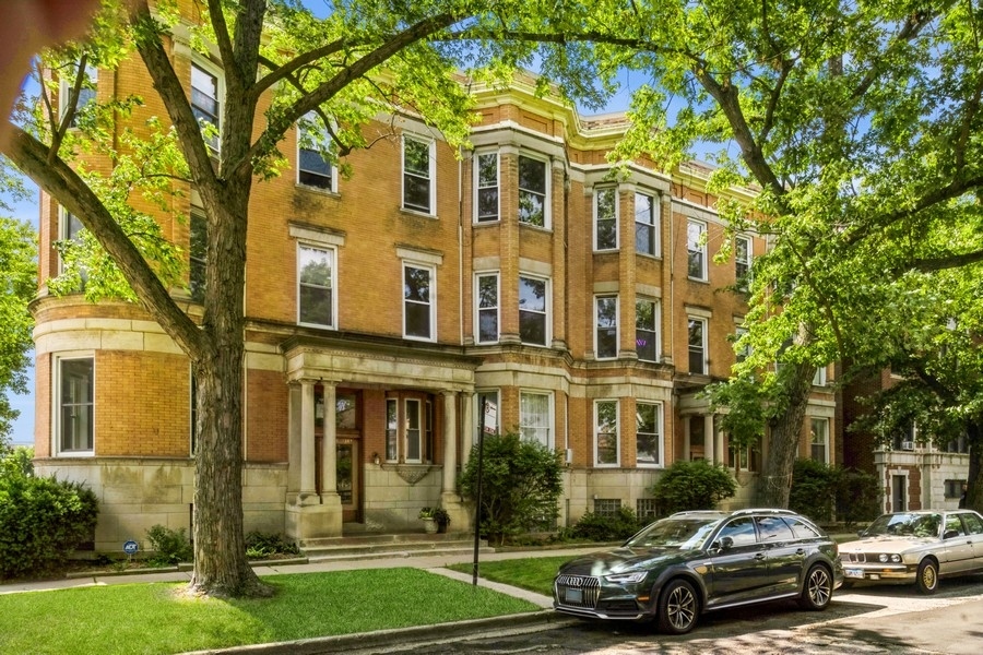 5340 South Greenwood Avenue Chicago IL 60615