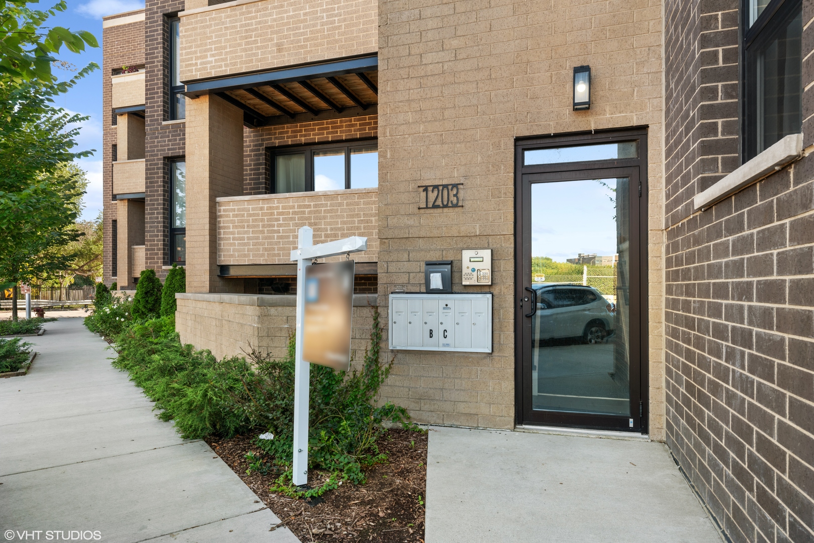 1203 West Superior Street Chicago IL 60642