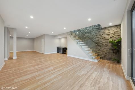 1203 West Superior Street Chicago IL 60642