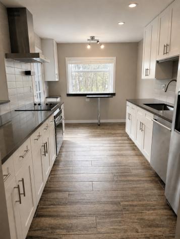 183 Grove Avenue Des Plaines IL 60016