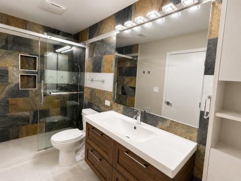 183 Grove Avenue Des Plaines IL 60016