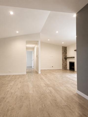 183 Grove Avenue Des Plaines IL 60016