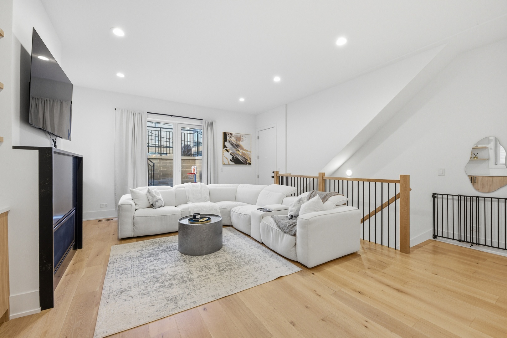 2038 North Bingham Street Chicago IL 60647