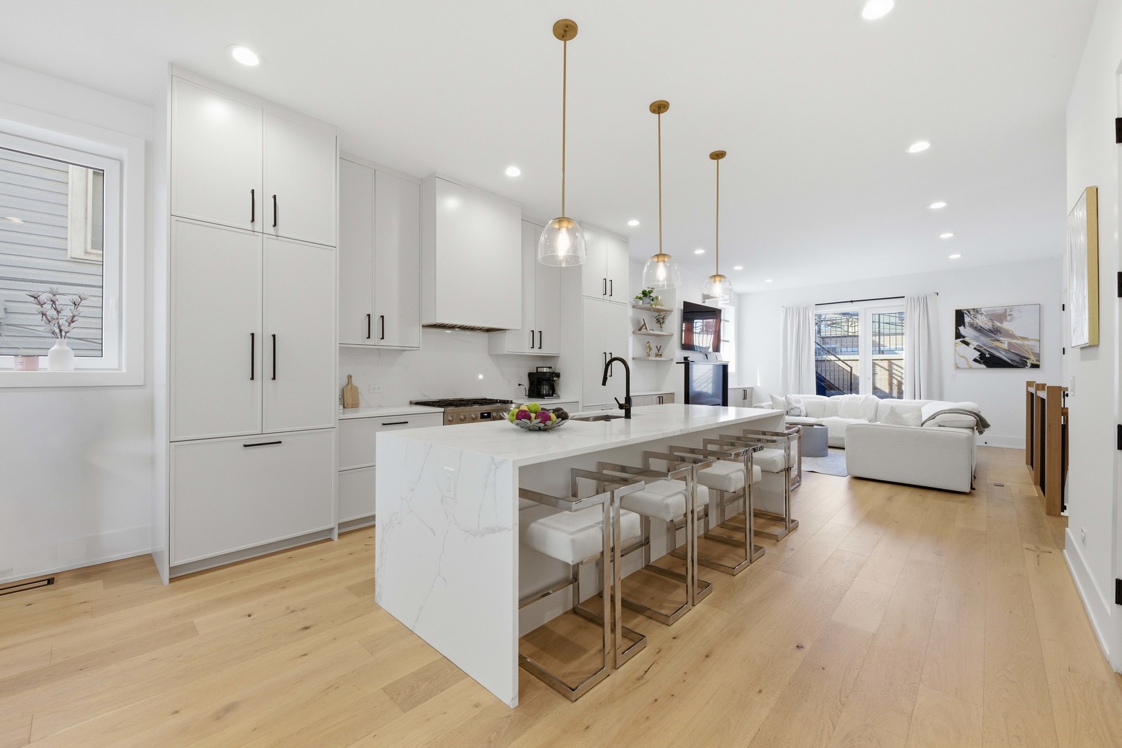 2038 North Bingham Street Chicago IL 60647