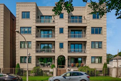 6438 South Woodlawn Avenue Chicago IL 60637