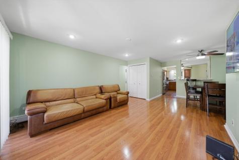 7204 West Cortland Street Elmwood Park IL 60707