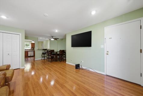 7204 West Cortland Street Elmwood Park IL 60707
