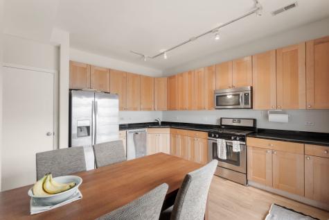 2212 West Monroe Street Chicago IL 60612
