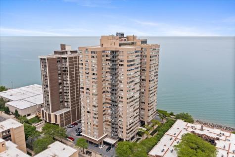 6301 North Sheridan Road Chicago IL 60660