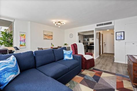 6301 North Sheridan Road Chicago IL 60660