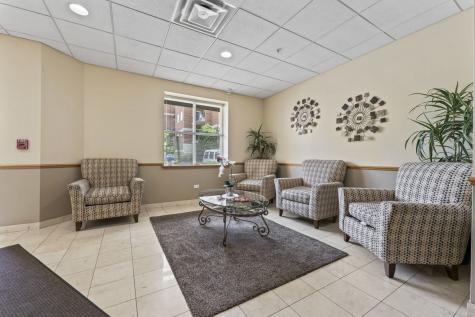 3451 North Carriageway Drive Arlington Heights IL 60004
