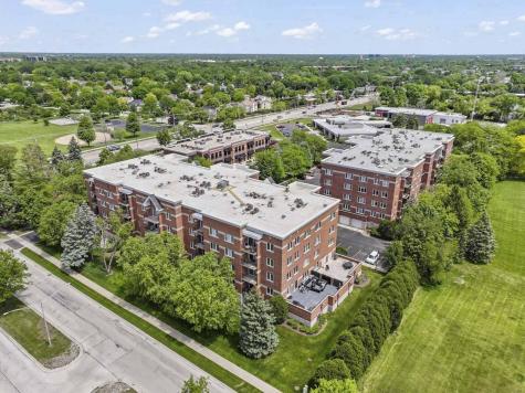 3451 North Carriageway Drive Arlington Heights IL 60004