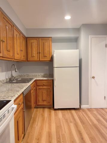 706 East Algonquin Road Arlington Heights IL 60005
