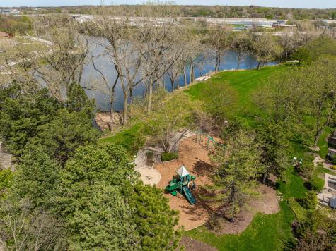 120 Carriage Way Drive Burr Ridge IL 60527