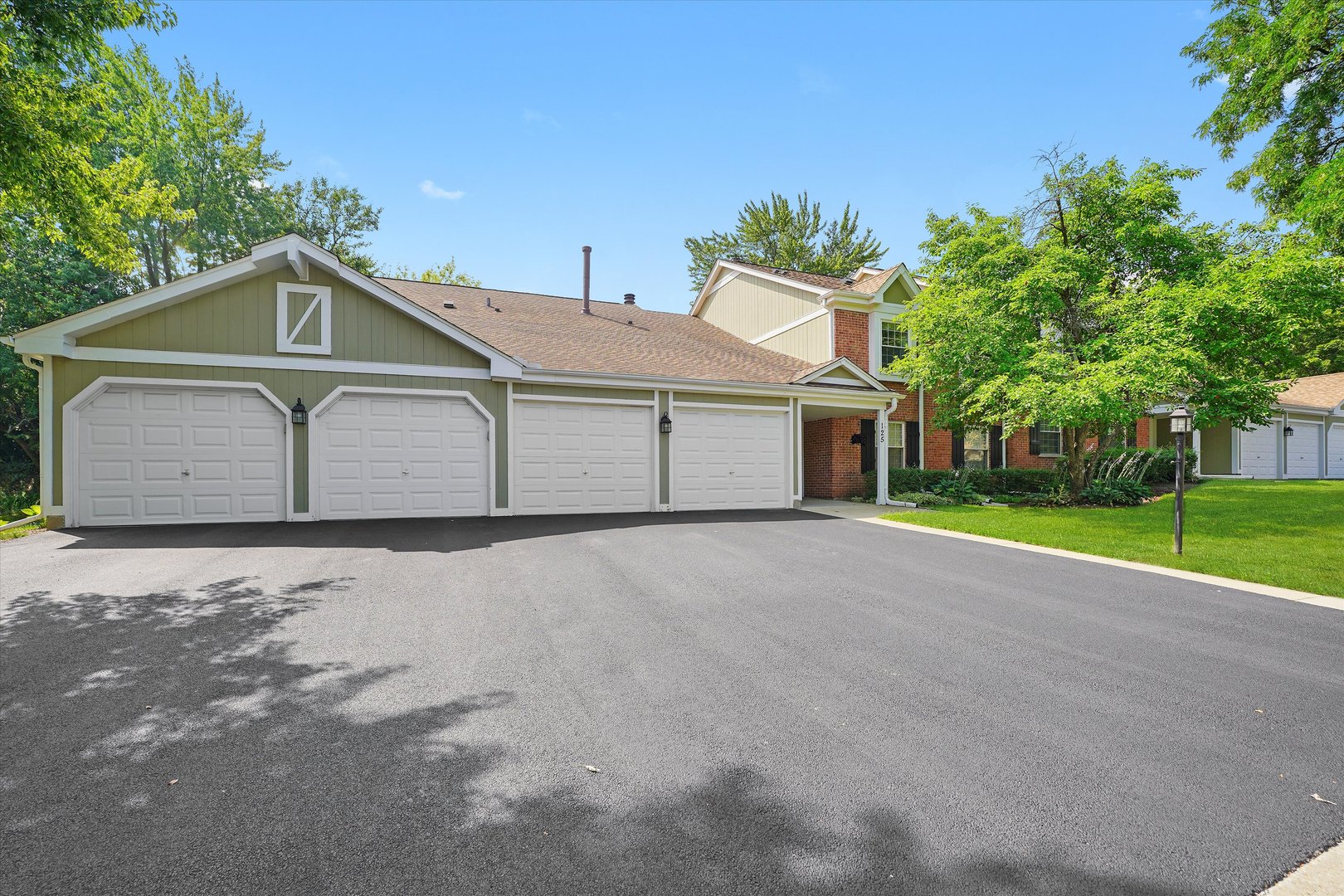 125 Cleveland Court Schaumburg IL 60193