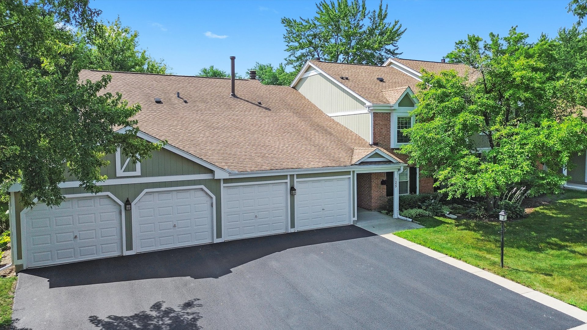 125 Cleveland Court Schaumburg IL 60193