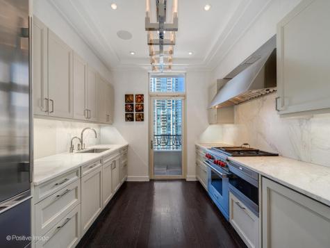 118 East Erie Street Chicago IL 60611