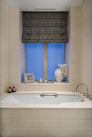 118 East Erie Street Chicago IL 60611