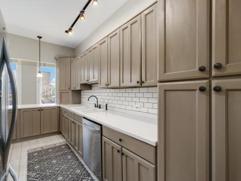 2150 North Clifton Avenue Chicago IL 60614
