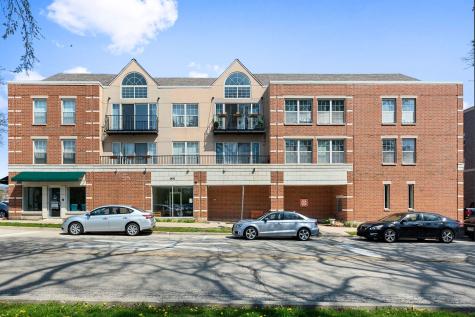 1800 Dewes Street Glenview IL 60025